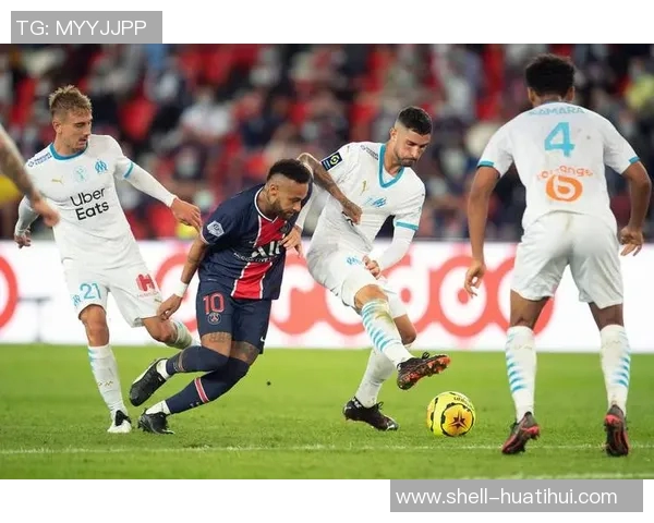 世体：纽卡斯尔高空威胁极大，巴萨欧冠赛场需调整防守策略